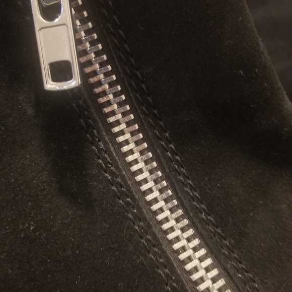 NEW Women's Black Suede Steve Madden Wedgie Sneakers, Size 9.5 - Picture 2 of 13